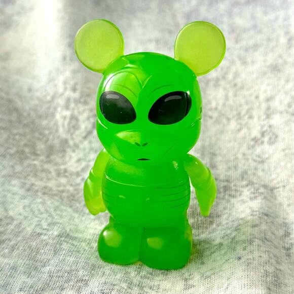 Disney Vinylmation Urban Series 7 3" Clear Green Alien - Picture 8 of 8